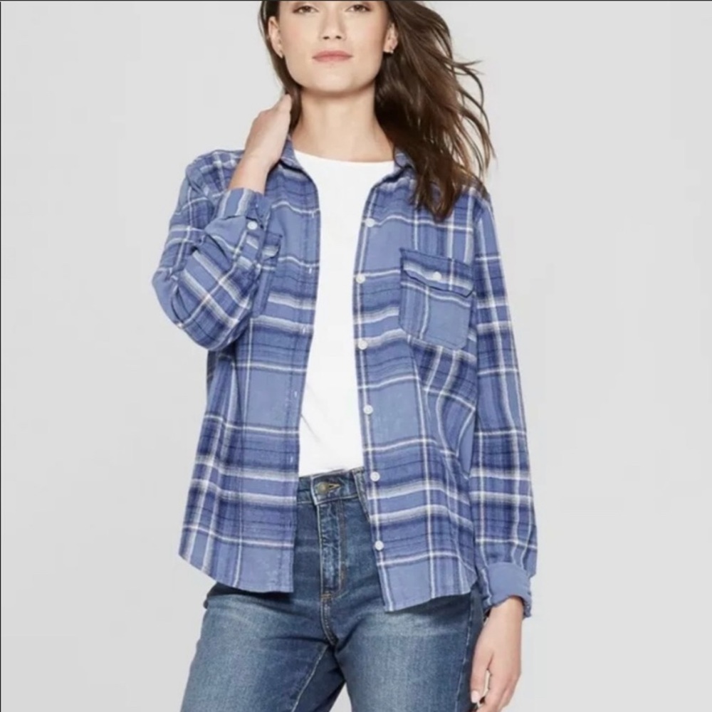 NWT UNIVERSAL THREADS plaid button down